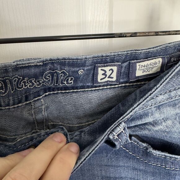 Miss Me JP4656B9 Signature Boot Jeans Embellished 8” Rise Womens Size 32 Raw - Picture 7 of 9